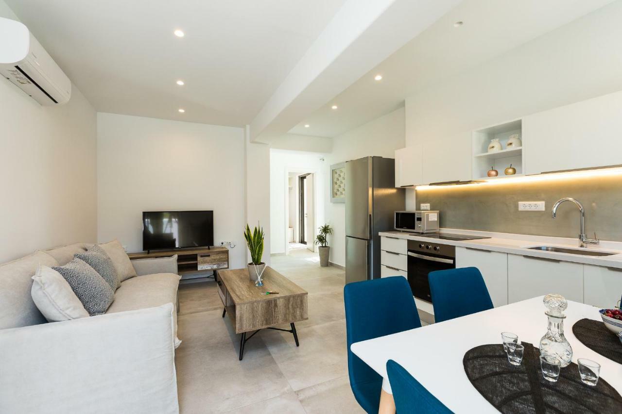 Naiades Apartment- Minthi/ 1 Bedroom, Beachfront Plakias Esterno foto
